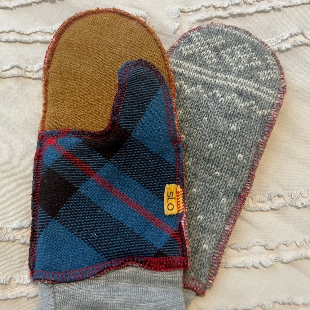 SLO Upcycled Wool/Fleece Mittens